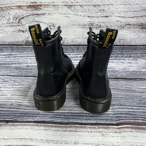 Dr Martens 15382 Black Leather Combat Boots Youth Size 3 - Picture 4 of 8
